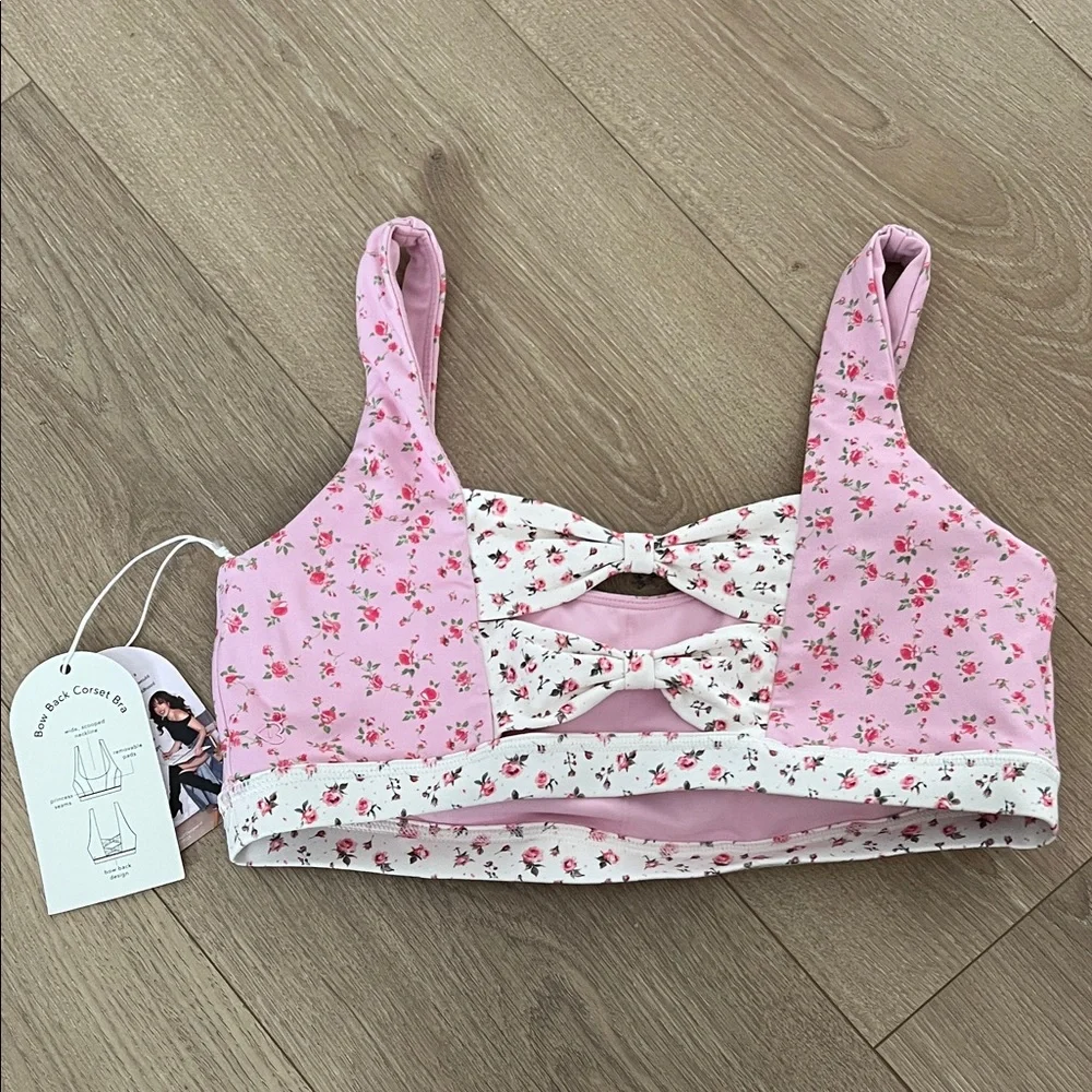 Blogilates Pink Floral Women's Bra - Picture 4 of 4